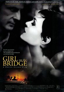 Девушка на мосту