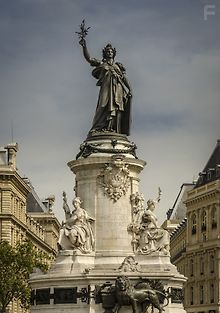 Великолепные памятники Франции. Страсбург